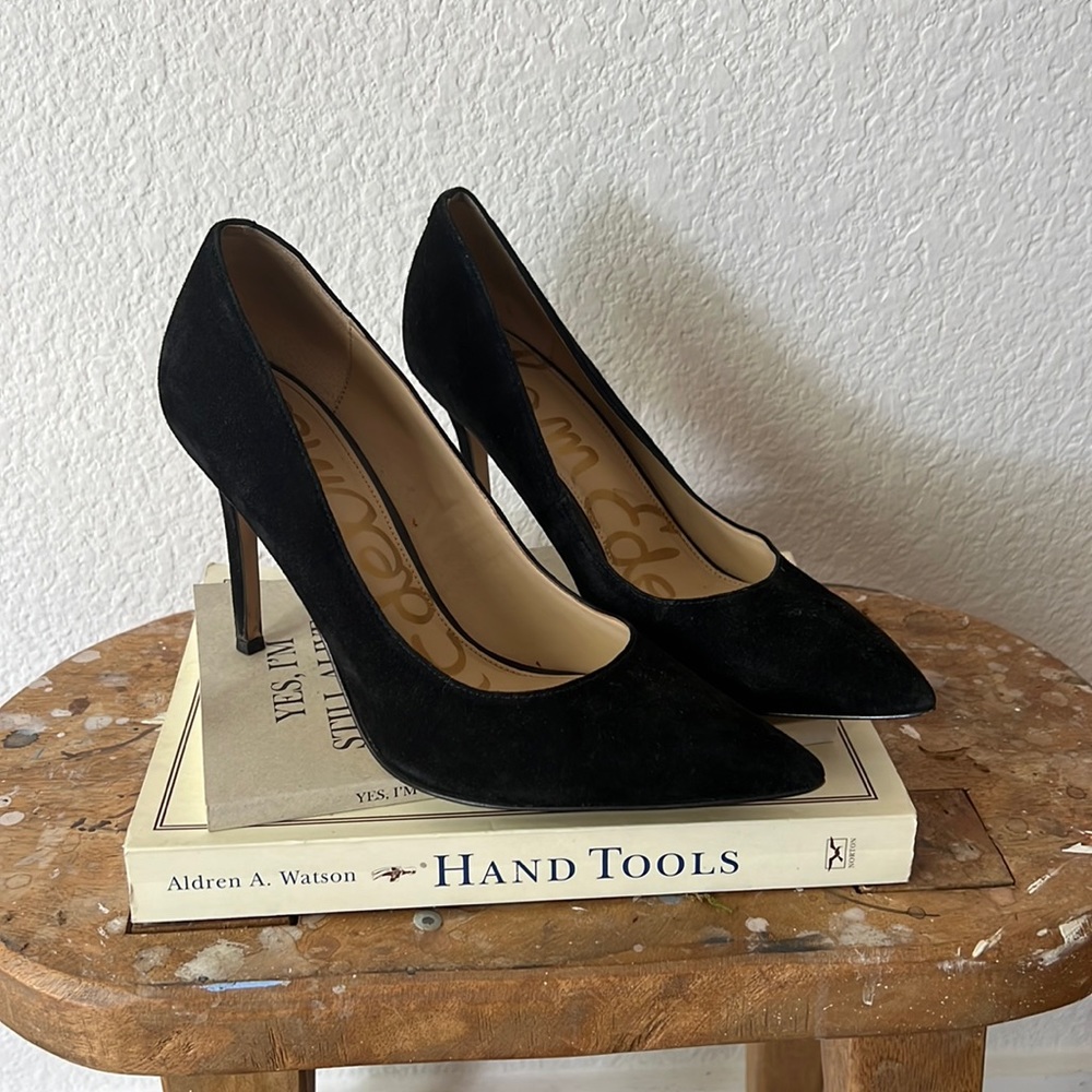 Sam Edelman classic black suede heels